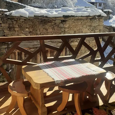 アパート близнаците *